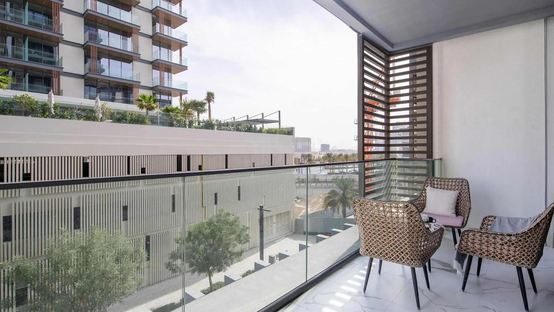 Frank Porter - The Pinnacle Dubai